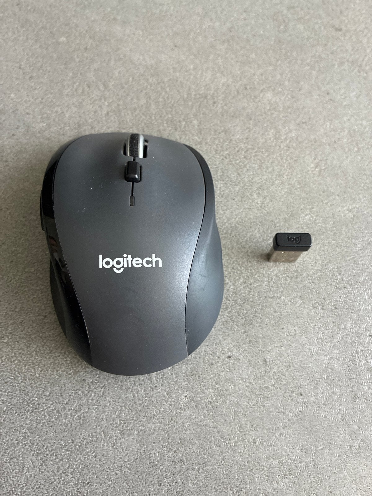 Logitech M705 Draadloze Muis met USB Receiver, Computers en Software, Muizen, Rechtshandig, Muis, Gebruikt, Ophalen of Verzenden