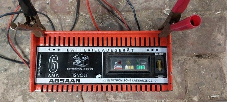 Absaar lood accu lader 6 amp 12 v, Ophalen of Verzenden, Gebruikt