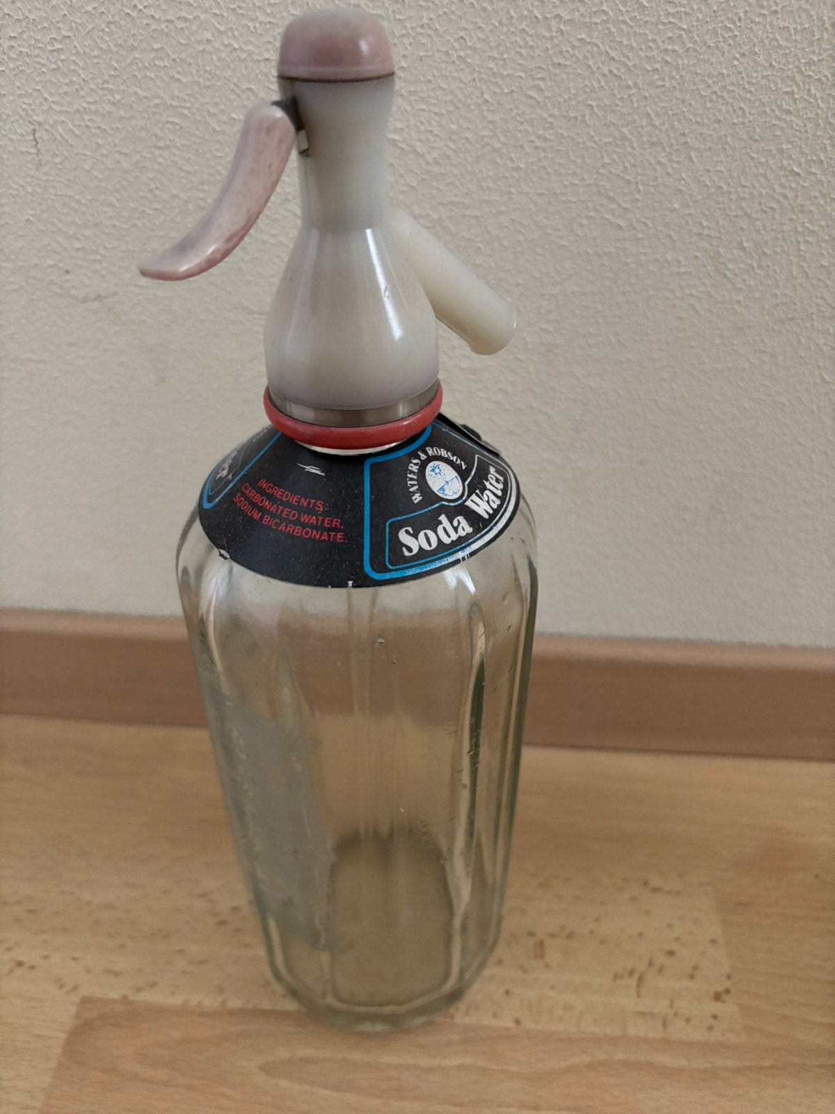 Brocante spuitflessen / sodawaterflessen, Ophalen of Verzenden