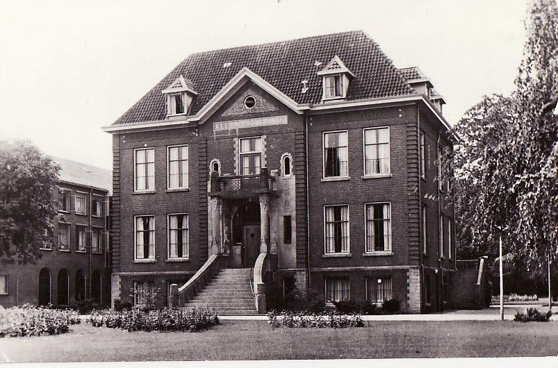 Dordrecht Klein Amstelwyck -voorgevel- 1980., Ophalen, 1940 tot 1960, Gelopen, Zuid-Holland