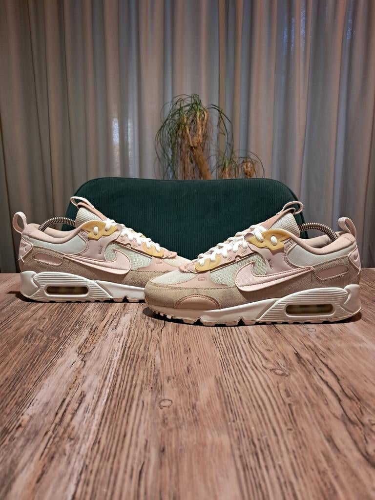Nike Air Max 90 Futura 'Barely Rose' Size 38, Kleding | Dames, Schoenen, Beige, Nike, Ophalen of Verzenden, Sneakers of Gympen