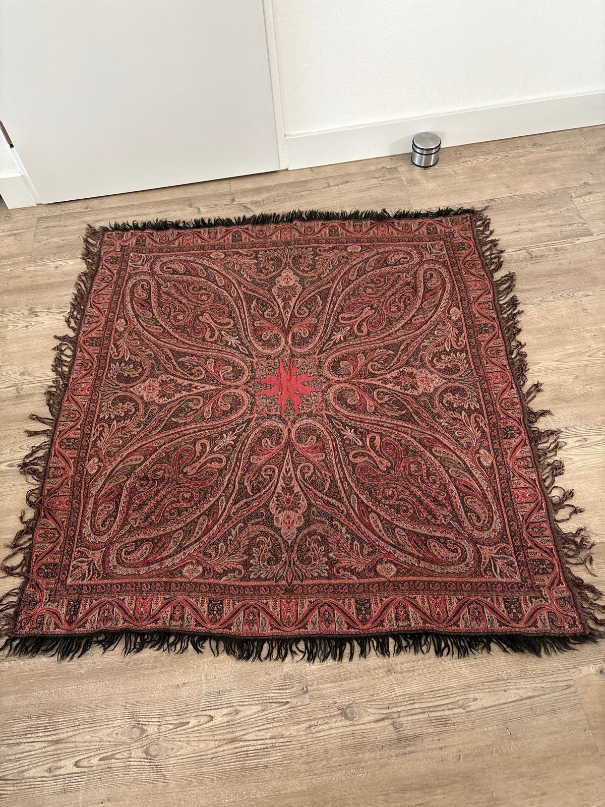 Vintage worteldoek 125 cm bij 120 cm in prima staat, Antiek en Kunst, Ophalen of Verzenden