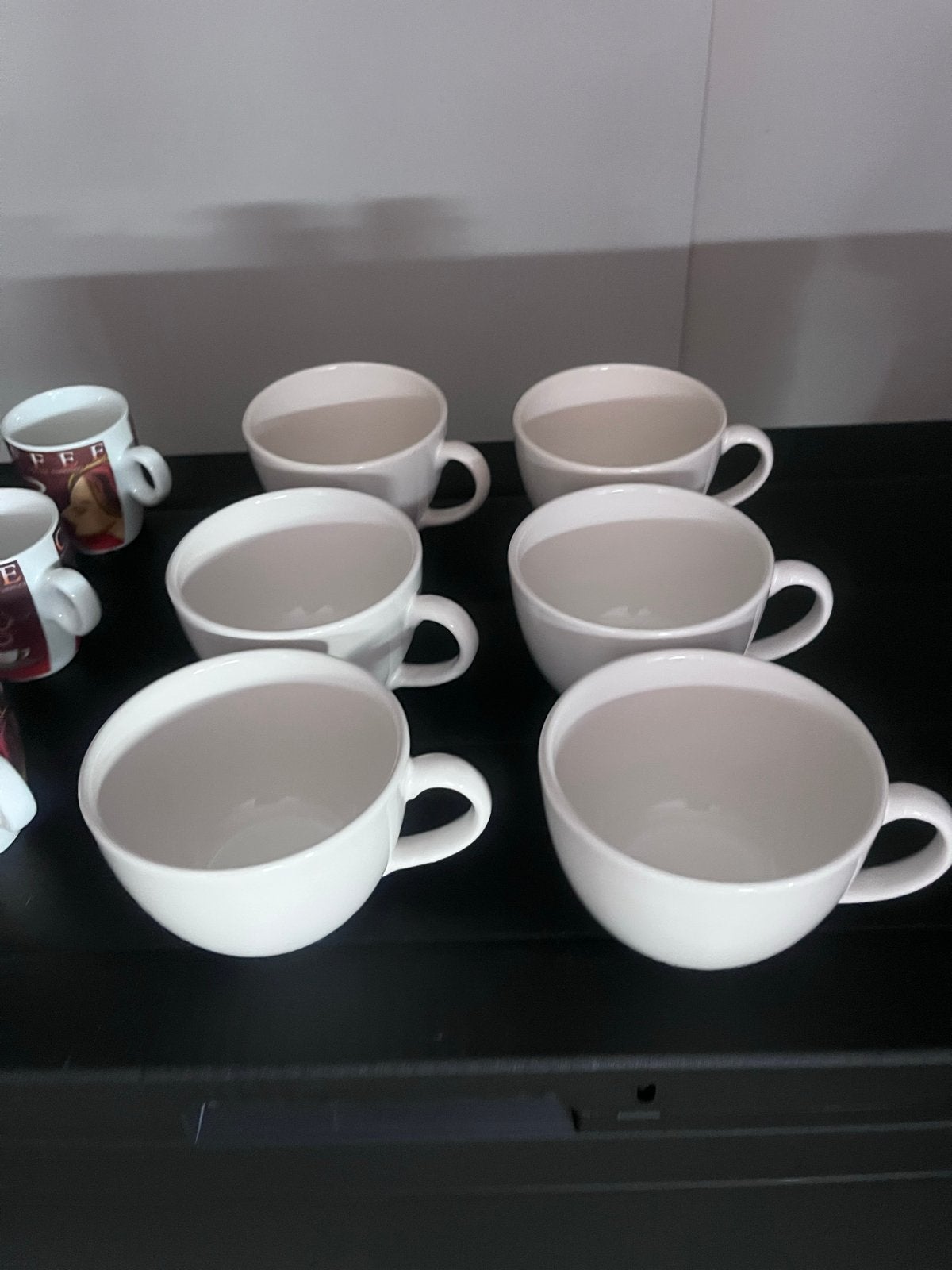 Set van 6 koffiekopjes en 6 soepkommen, Huis en Inrichting, Keuken | Servies, Gebruikt, Overige merken, Keramiek, Ophalen of Verzenden