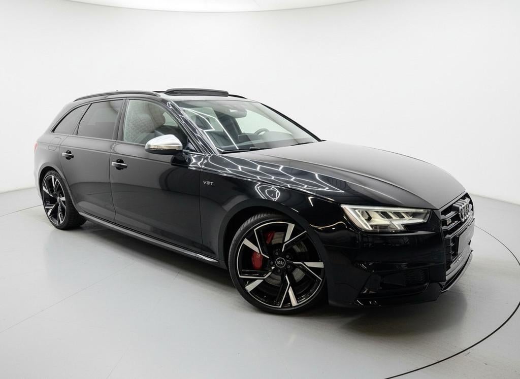 Audi S4 Avant 3.0 TFSI S4 quattro RS STOELEN PANO ACC CAMERA, Auto's, Gebruikt, 2995 cc, 1650 kg, Zwart