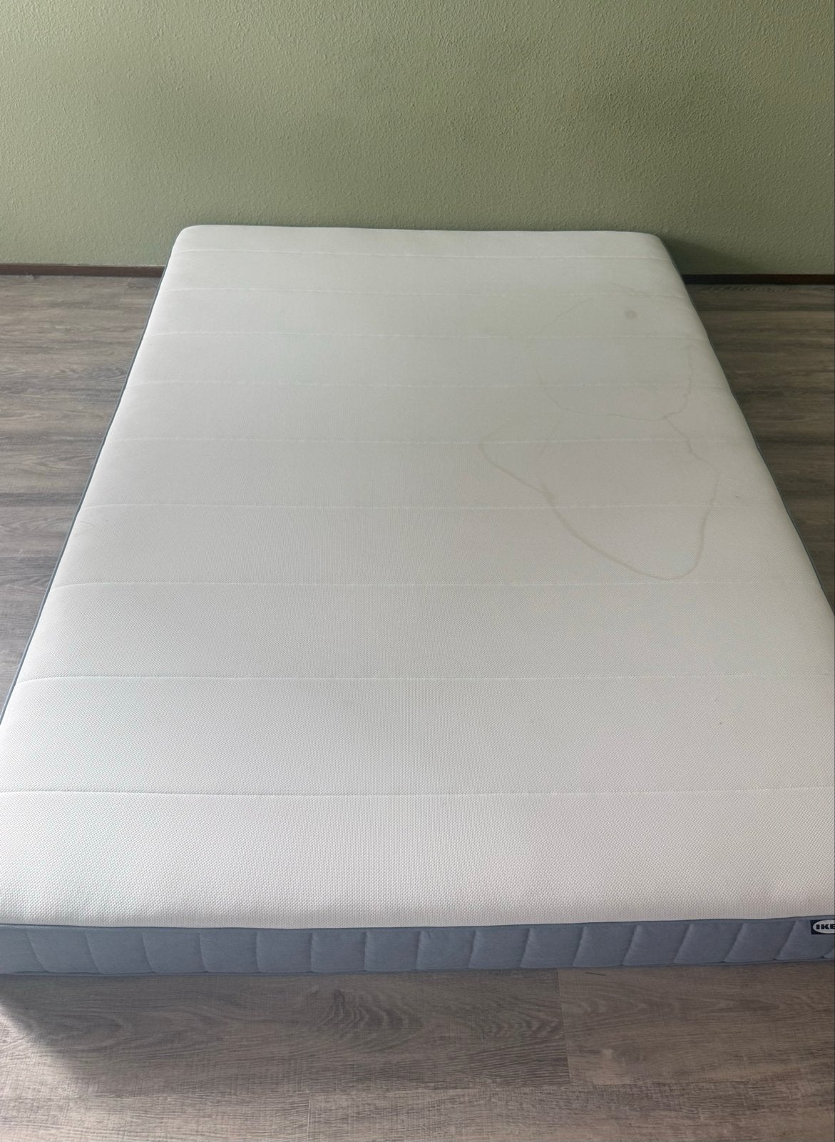 IKEA Vesteröy matras - 8 maanden gebruikt, Huis en Inrichting, Slaapkamer | Matrassen en Bedbodems, Ophalen, Gebruikt, Eenpersoons