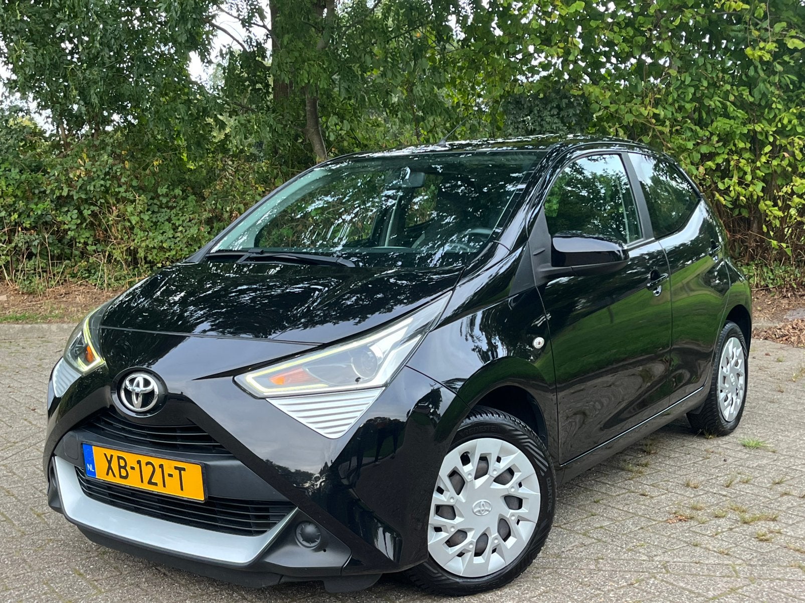 Toyota Aygo X-Play | •Dealeronderh •TopStaat •Camera, Auto's, Toyota, Voorwielaandrijving, 4 stoelen, Zwart, Origineel Nederlands