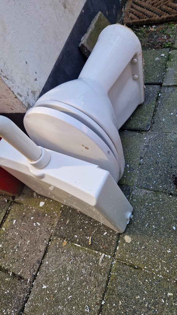 Staande verhoogde toiletpot 45cm met achteronder aansluiting, Ophalen, Gebruikt, Toilet