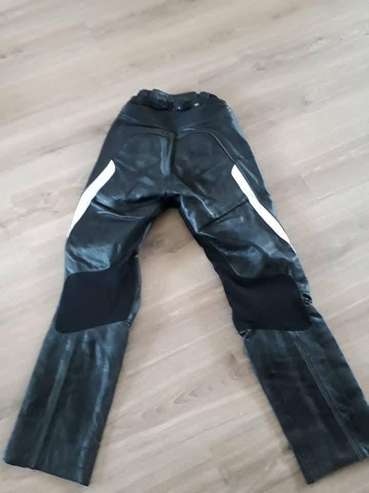 Evolution leren motorbroek, maat 36, Evolution, Broek | leer, Ophalen of Verzenden, Dames