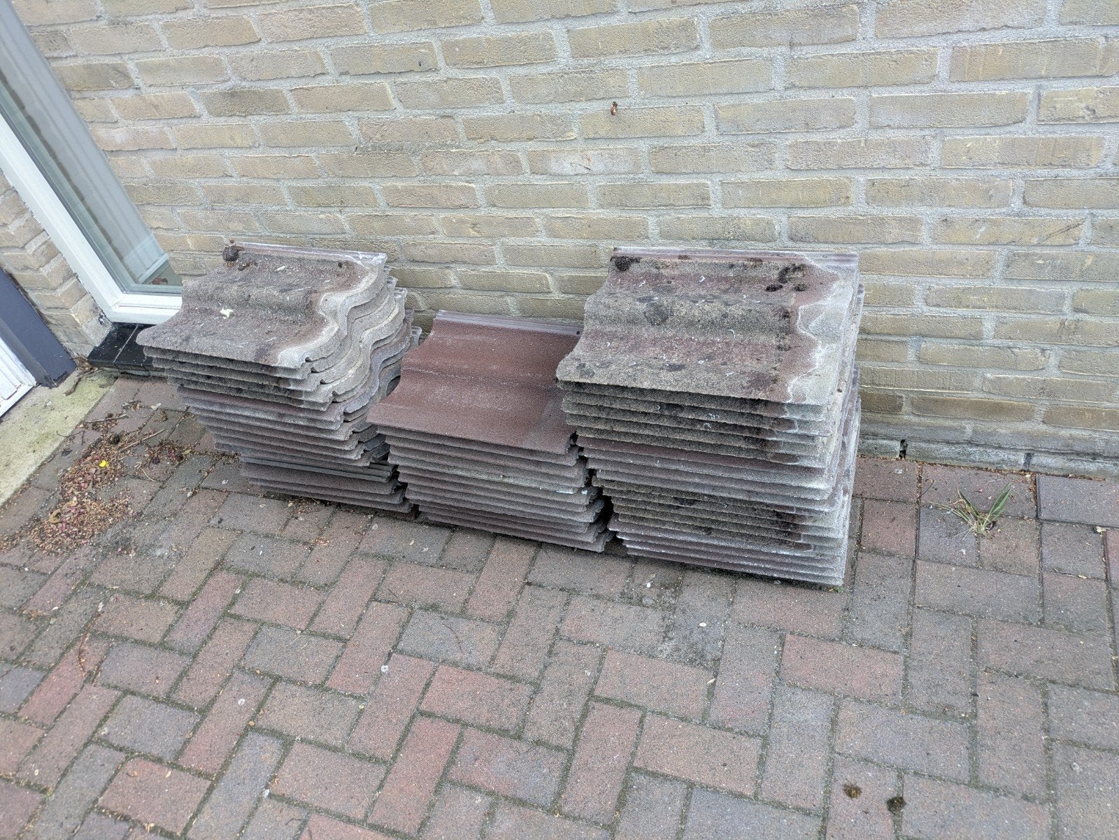 Sneldekkers Dakpannen 50 stuks, Doe-het-zelf en Verbouw, Dakpannen en Dakbedekking, Ophalen, Steen of Klei, Dakpannen, Grijs