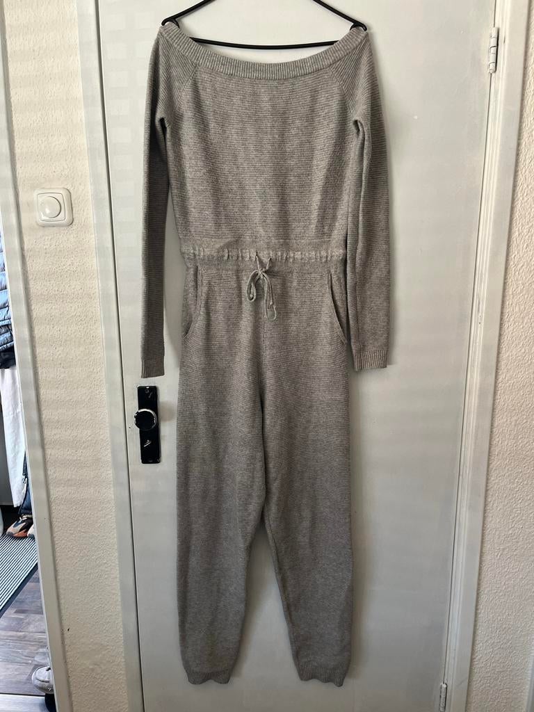 Originele Guess Jumpsuit Maat M, Ophalen of Verzenden, Zo goed als nieuw, Maat 38/40 (M), Grijs