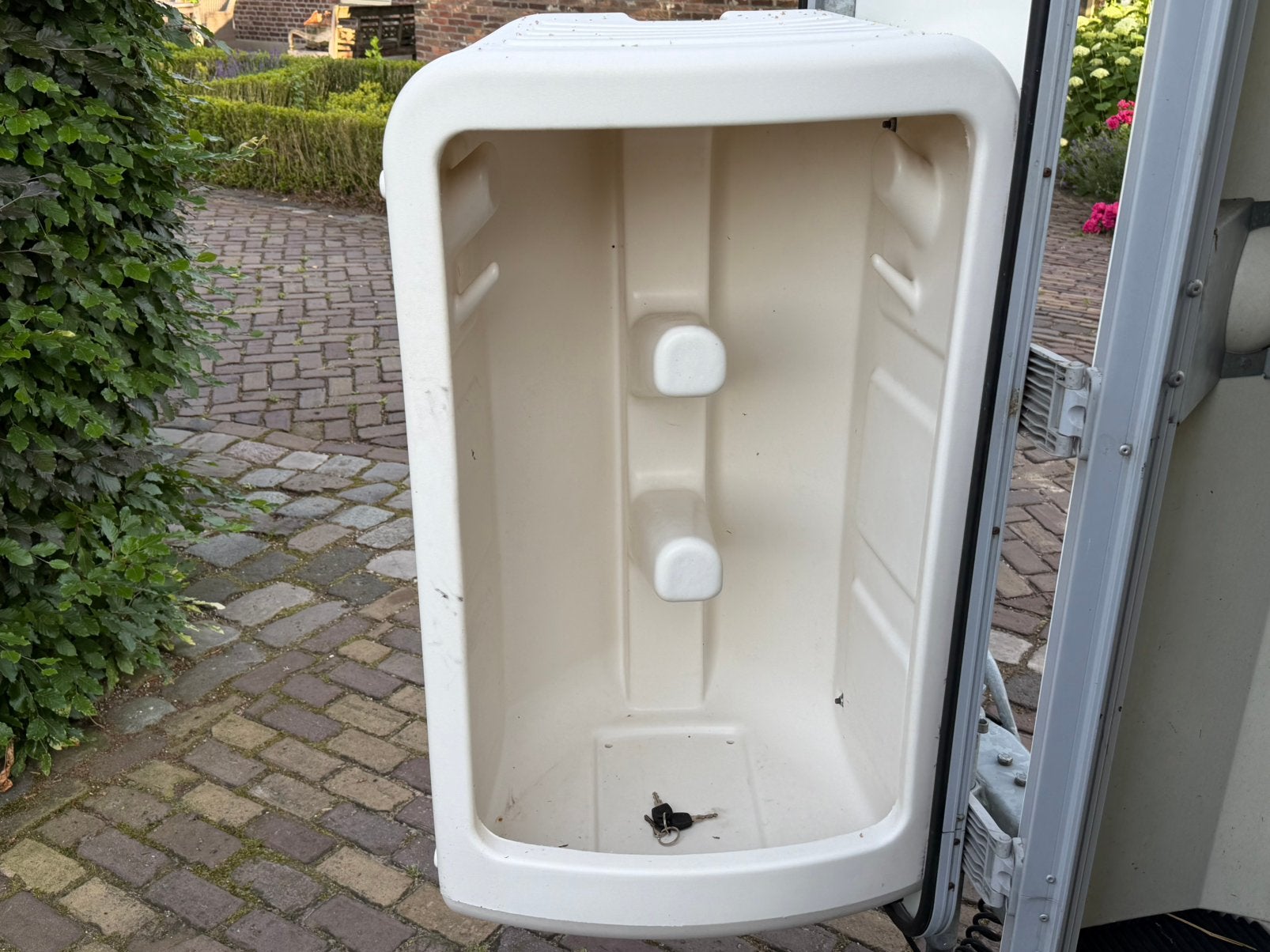 Mooie 1.5 paards ifor williams met vooruitloop en zadelkamer, Dieren en Toebehoren, Paarden en Pony's | Trailers en Aanhangwagens
