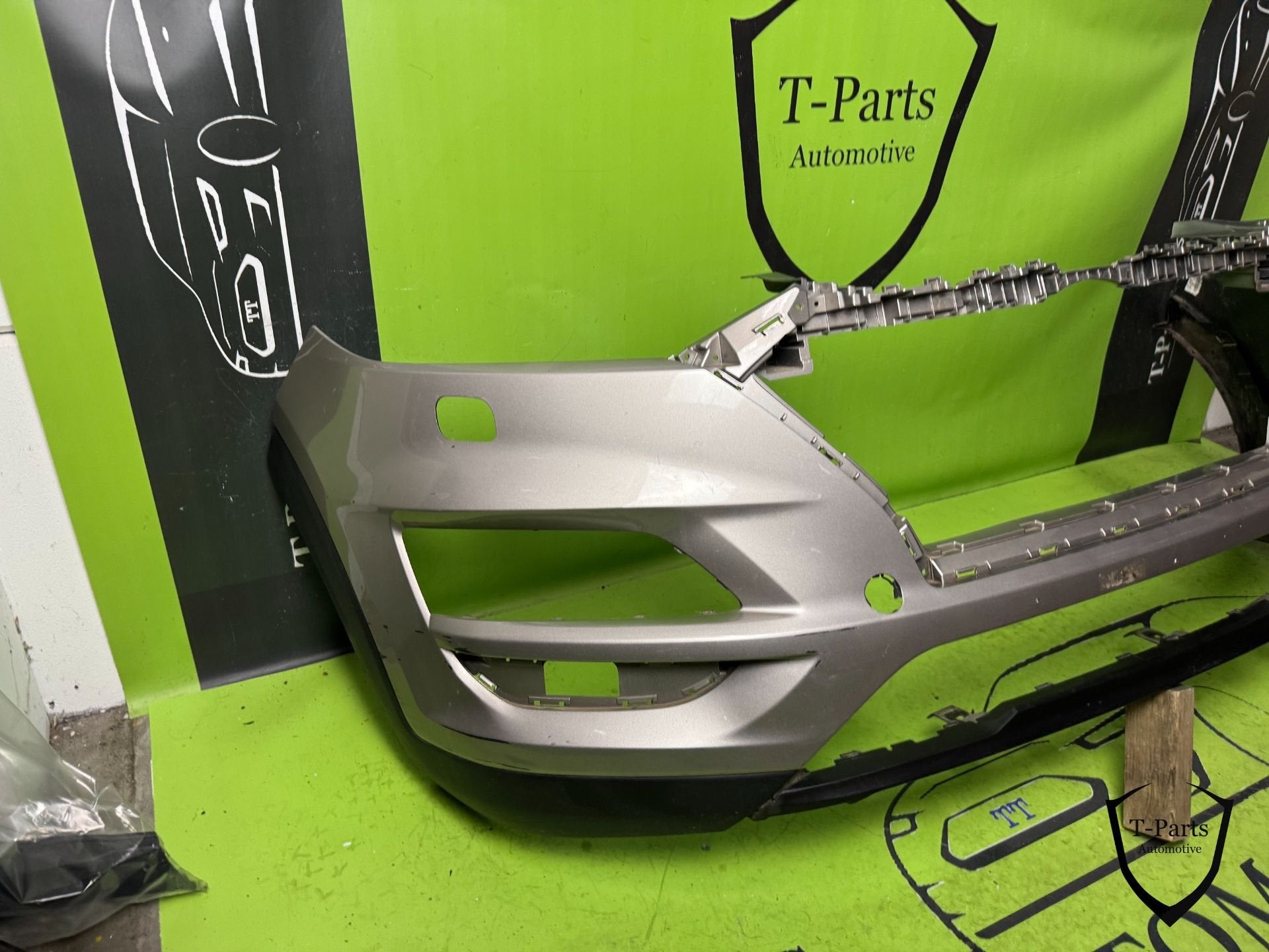 Hyundai tucson voorbumper bumper, Auto-onderdelen, Heolleung-ro 12
06797  Seoul, Nieuw, Ophalen of Verzenden, Info@hyundai.com