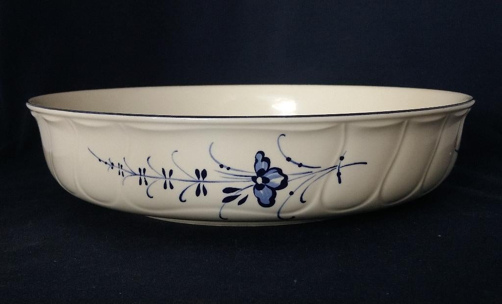 Villeroy & Boch Vieux Luxembourg - ronde schaal (dia 25,5), Gebruikt, Ophalen of Verzenden, Schaal of Schalen, Overige stijlen