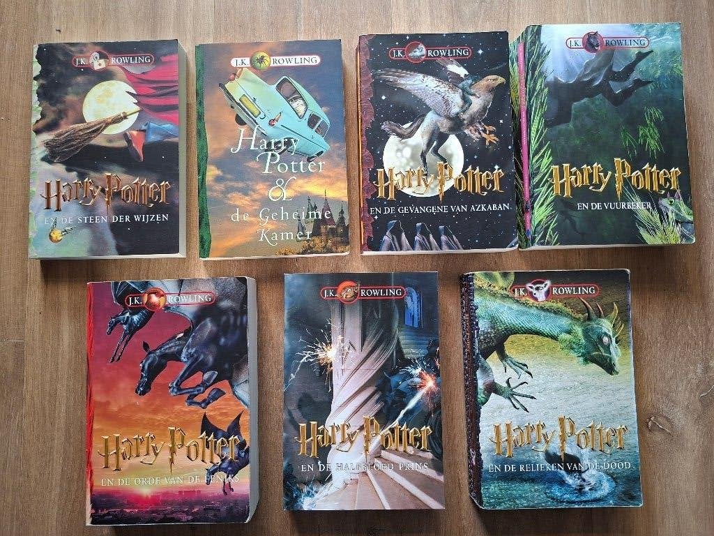 Harry Potter compleet 1 t/m 7 (paperbacks) J.K. Rowling, Boeken, Verzenden, Zo goed als nieuw