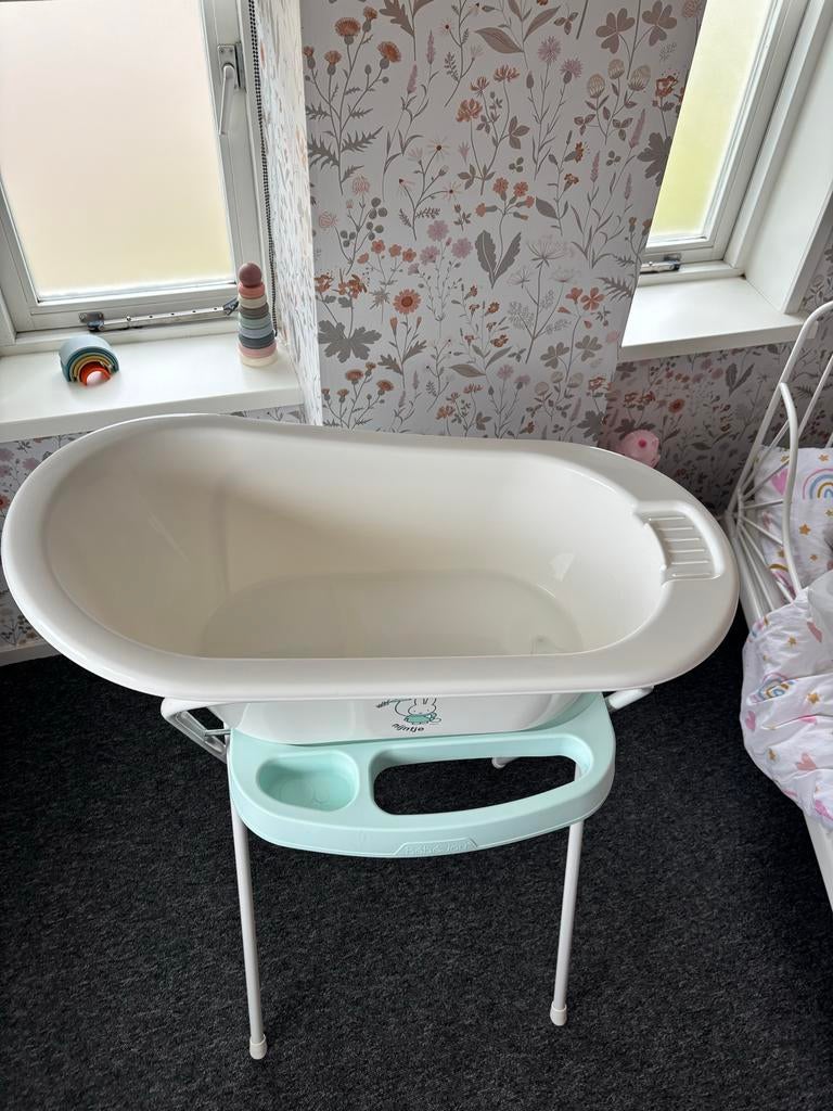 Nijntje babybadje met standaard, Ophalen, Gebruikt, Badje, Bébé-jou
