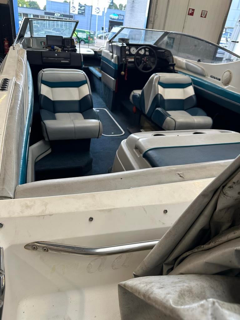 Bayliner Capri - Sportieve speedboot met trailer, Watersport en Boten, Ophalen, Gebruikt, Binnenboordmotor, 120 tot 200 pk
