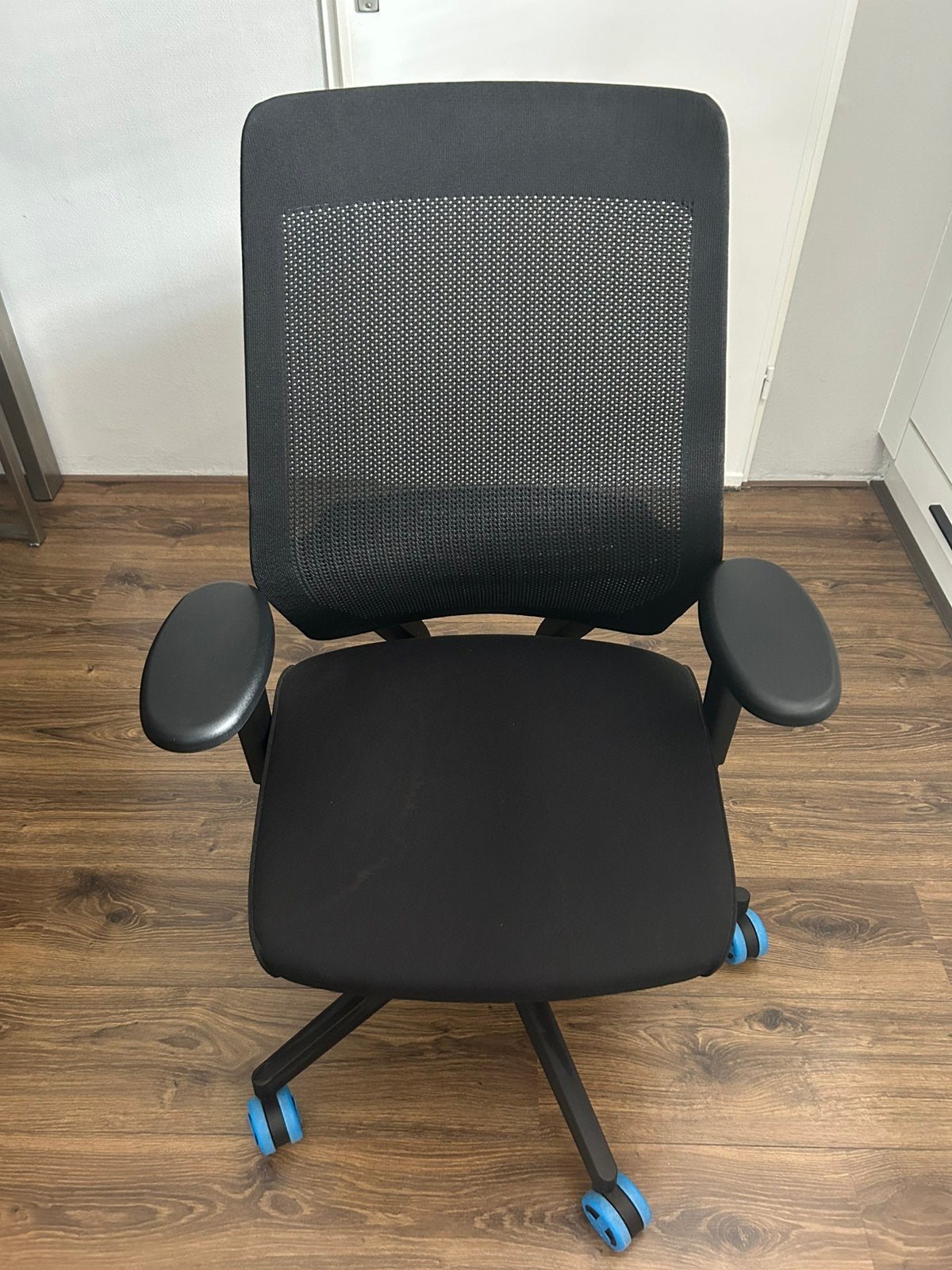 Bureau stoel Interstuhl ergonomische, Huis en Inrichting, Bureaustoelen, Ophalen, Zo goed als nieuw, Zwart