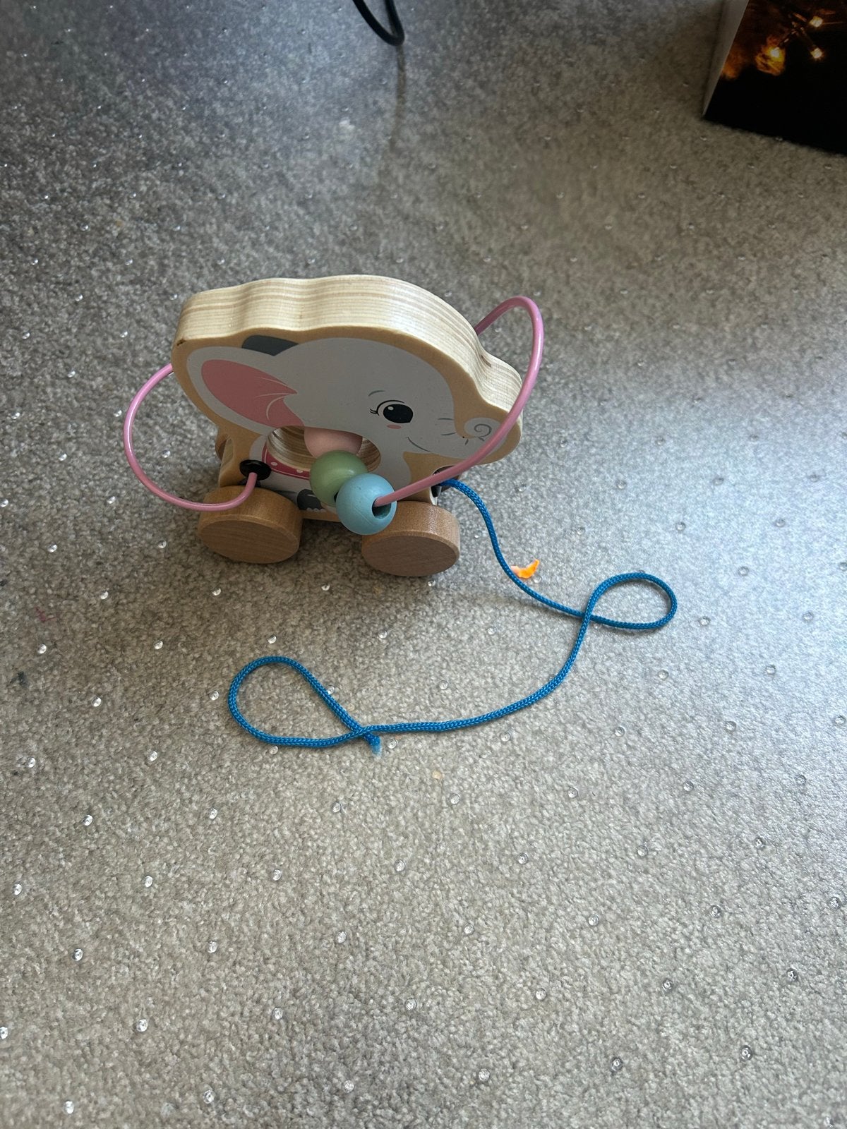 Houten Olifantje op Wielen met Kralenbaan, Kinderen en Baby's, Ophalen of Verzenden, Zo goed als nieuw, Overige typen, Met wieltjes
