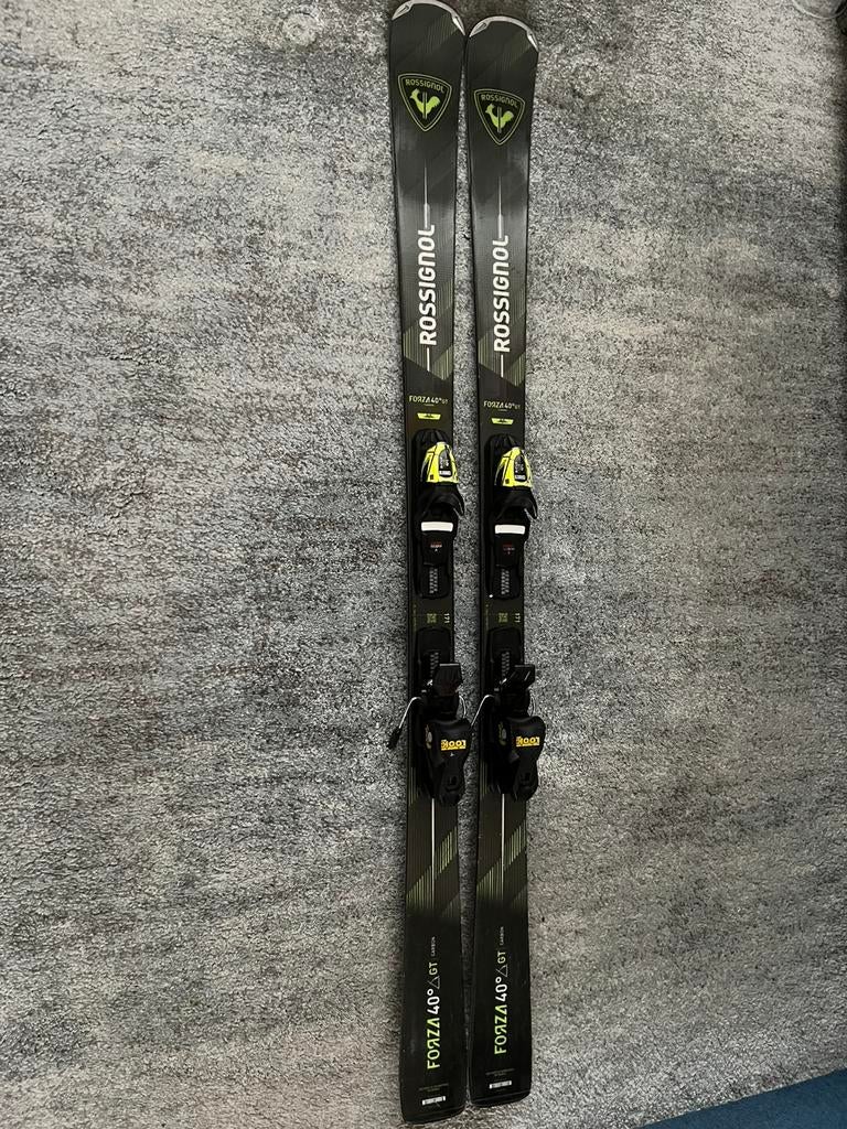 Ski’s Met Hoes en Stokken, 160 tot 180 cm, Rossignol, Ophalen of Verzenden, Zo goed als nieuw