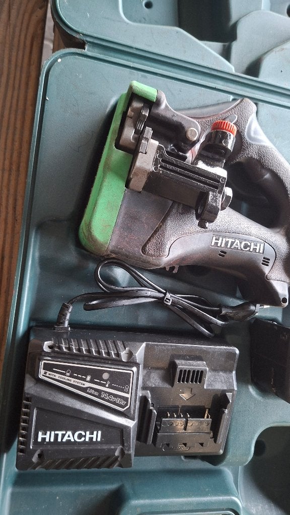 Hitachi cl14dsl draadeind knipper draadstangkinpper, Auto diversen, ,, Ophalen of Verzenden, Zo goed als nieuw, ,