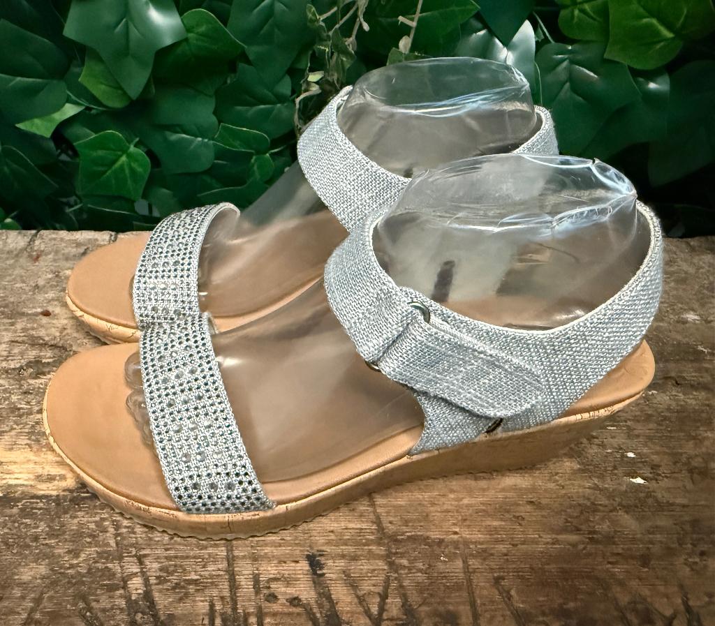 Nieuwe sandalen van Skechers maat 39, Skechers, Skechers, Nieuw, Grijs