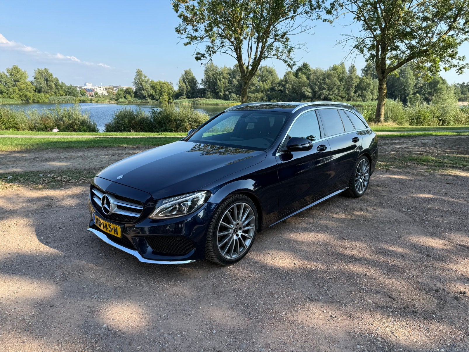 Mercedes-Benz C-Klasse Estate 180 AMG Sport Edition, Automaat, Achterwielaandrijving, 1800 kg, Blauw