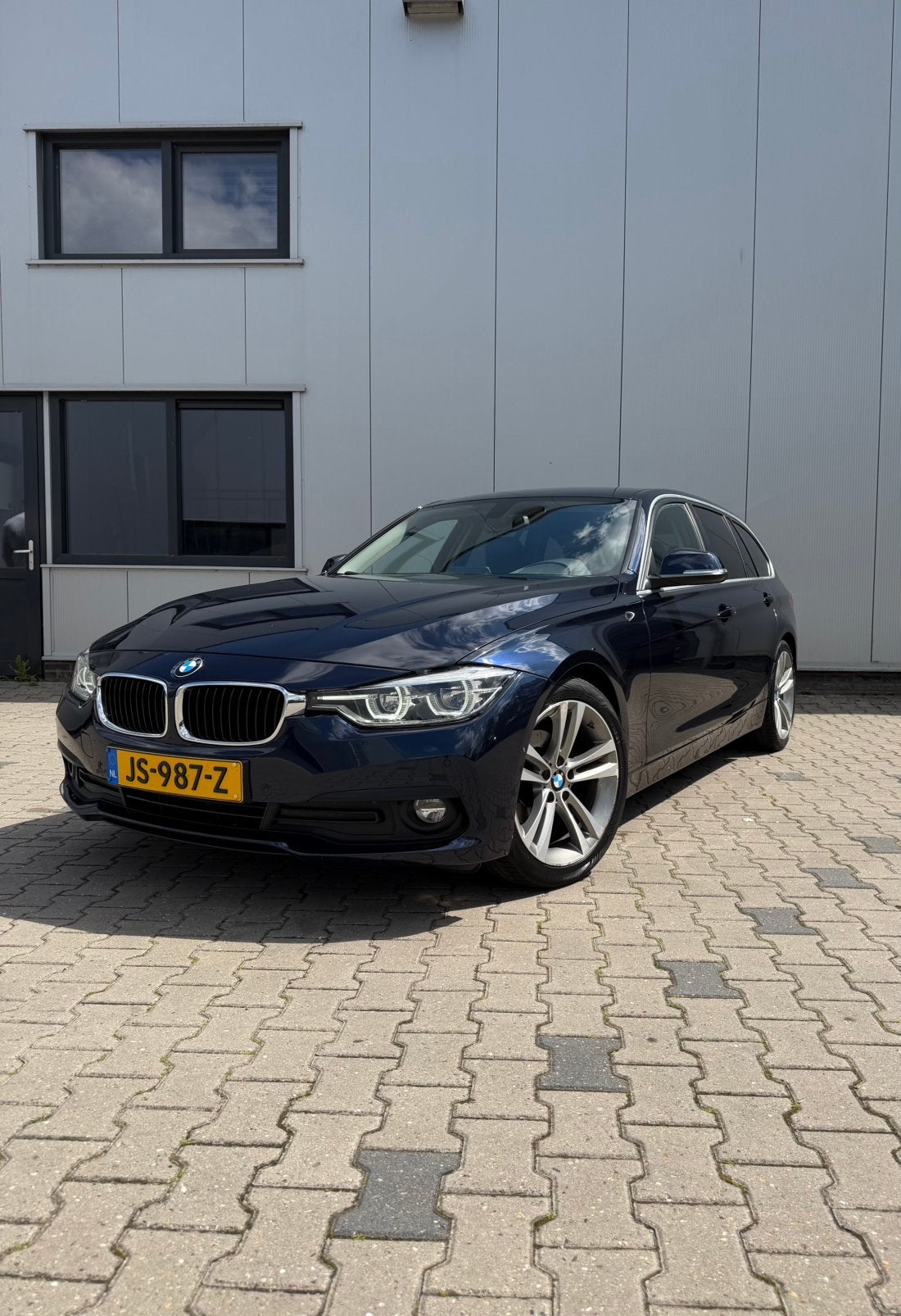 BMW 320d Automaat|Keyless|360Camera|Stoelverwarming|Org. NL, Auto's, BMW, Automaat, 745 kg, Achterwielaandrijving, 4 cilinders