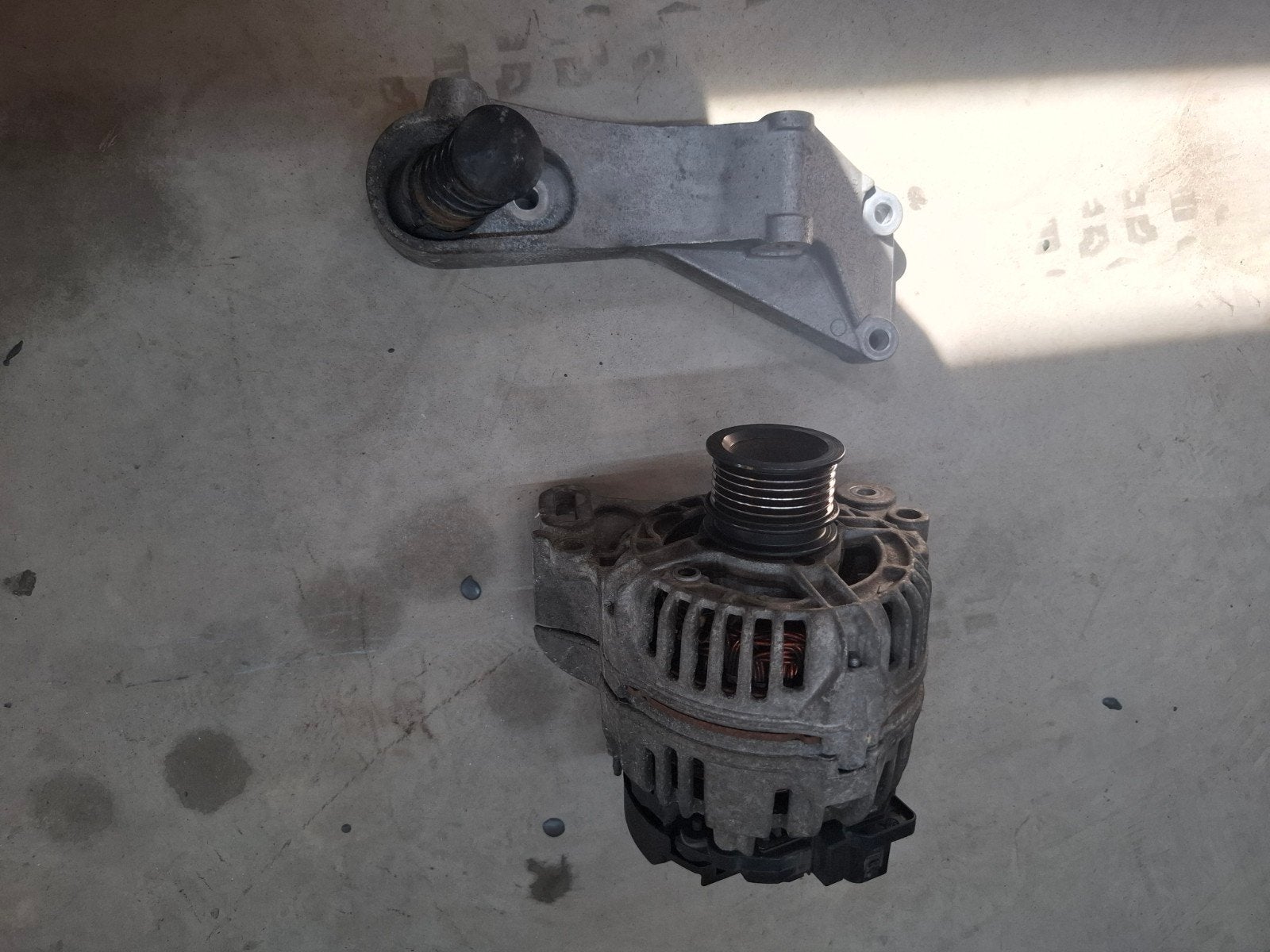 Dynamo golf 5/6 (evt met steun) 036 903 024/030 145 169, Auto-onderdelen, Ophalen of Verzenden