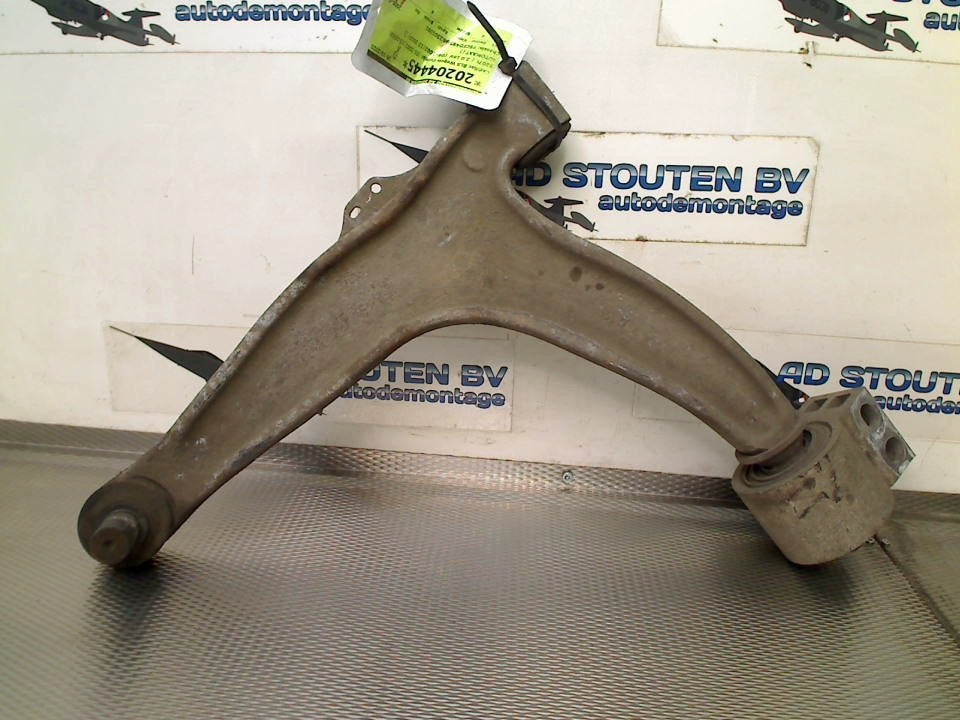 Draagarm Links Voor Cadillac BLS Wagon (2007-10/2009-08), Cadillac, Gebruikt, General Motors Germany GmbH, Chevrolet.europe@gm.com