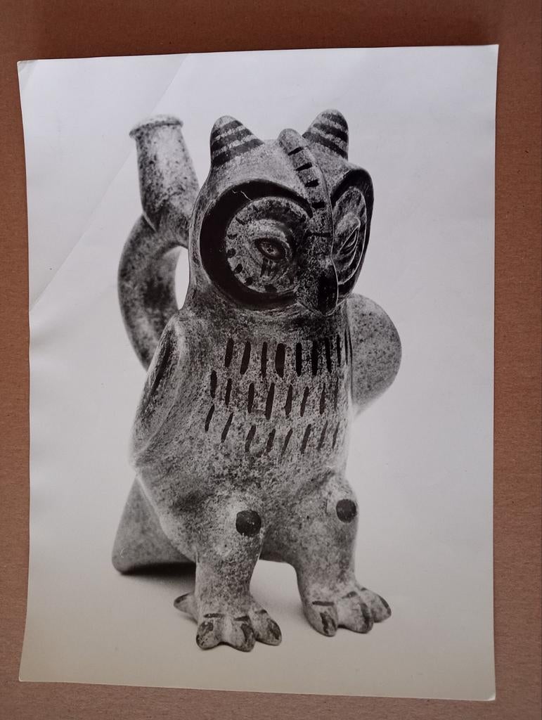 Persfoto Precolumbiaanse uil object, Antiek en Kunst, Ophalen of Verzenden
