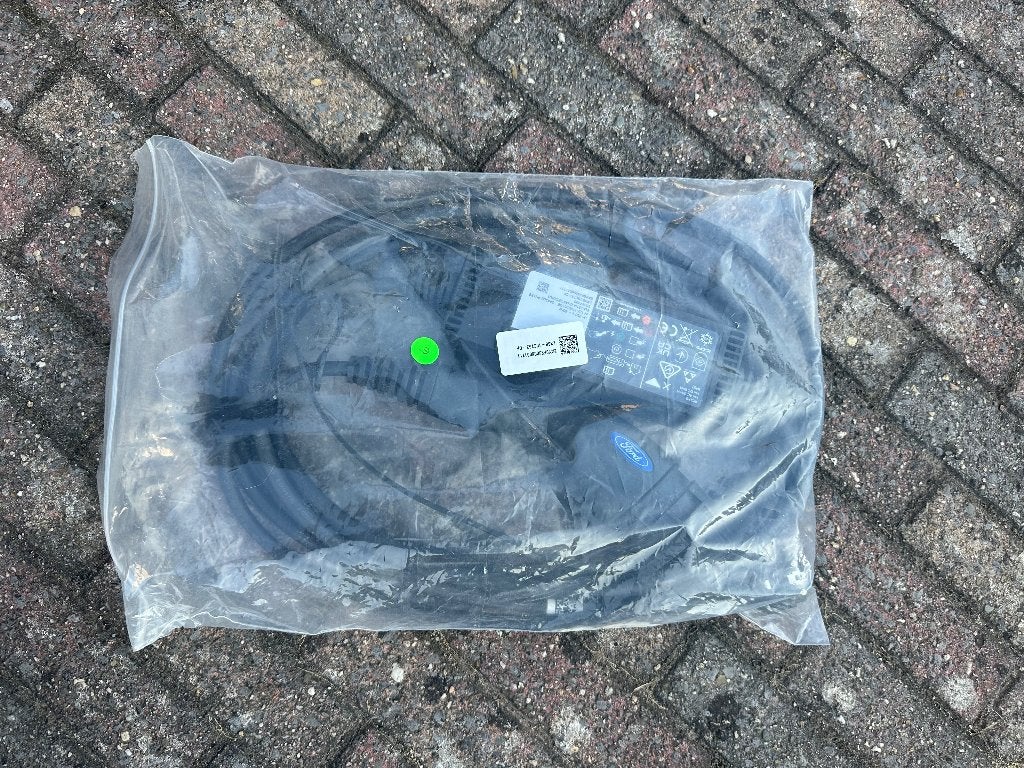 Nieuw: FORD Laadkabel 230V, Auto diversen, Laadpalen, Ophalen of Verzenden, Nieuw, Laadkabel