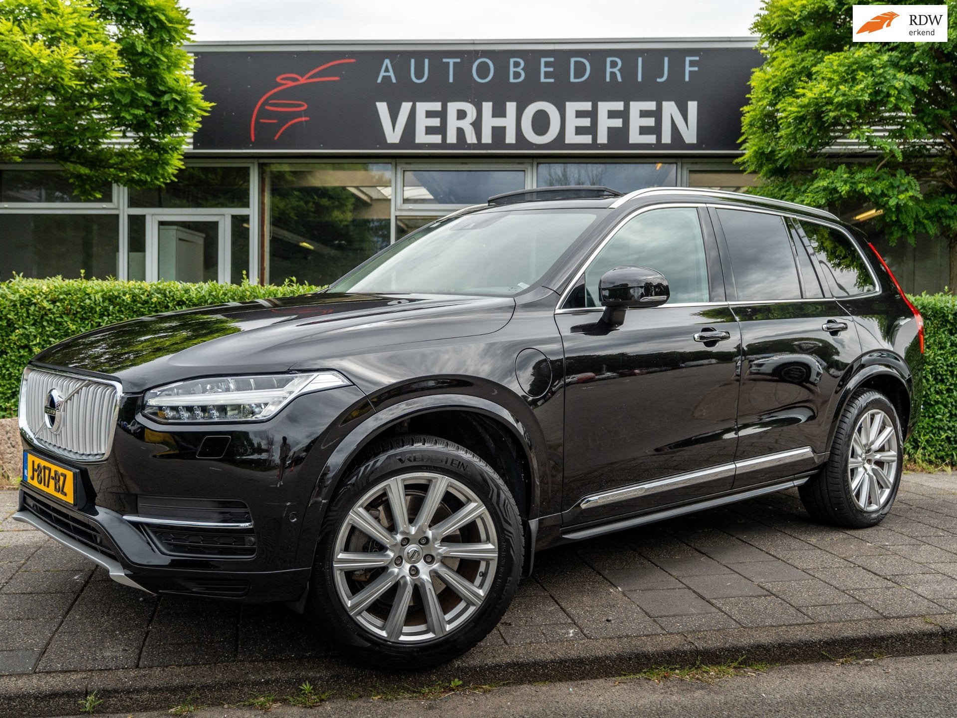 Volvo XC90 2.0 T8 Twin Engine AWD Inscription | 7 PERS | PAN, Gebruikt, 1969 cc, 7 stoelen, Zwart