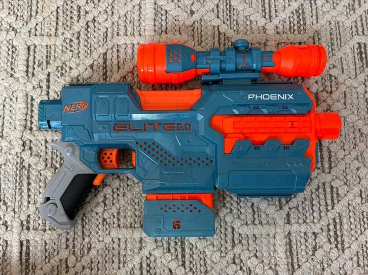 Nerf guns met pijltjes/nerfs, Ophalen, Zo goed als nieuw