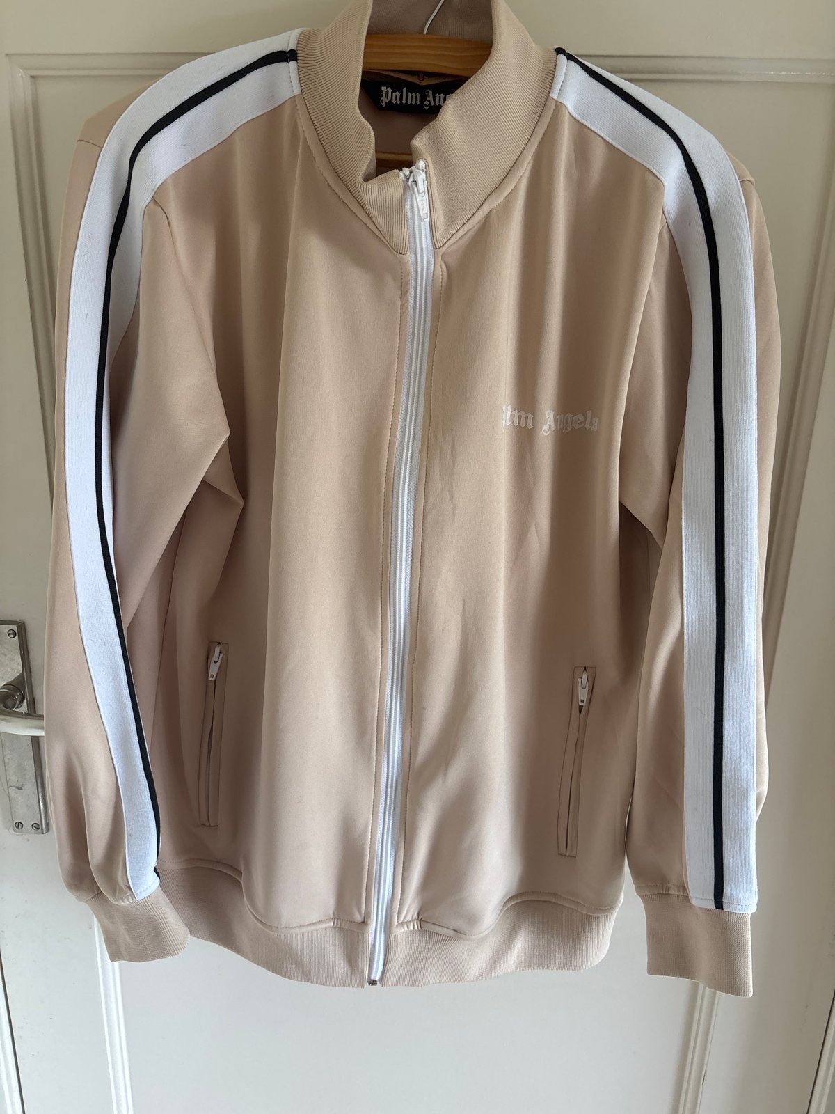 Palm Angels Track Jacket Beige met Witte Strepen, Kleding | Dames, Ophalen of Verzenden, Gedragen, Maat 36 (S), Beige