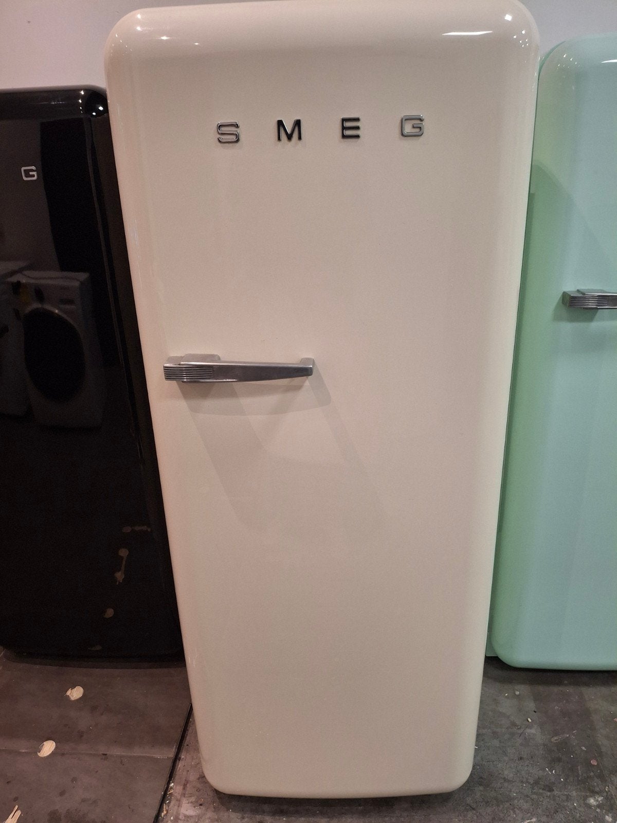 Creme Smeg FAB28RP retro 50 style, Gebruikt, 200 liter of meer, Met vriesvak, 160 cm of meer