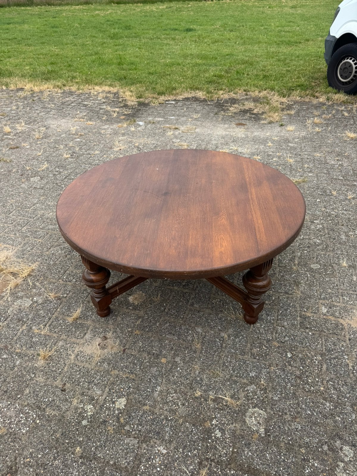 Grote ronde tafel, Ophalen, Zo goed als nieuw, Rond, 100 tot 150 cm