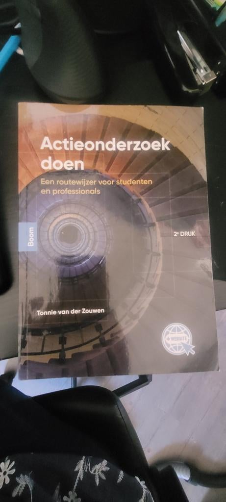 Actieonderzoek doen - Een routewijzer (2e druk), Boeken, Studieboeken en Cursussen, Zo goed als nieuw, HBO, Gamma, Ophalen of Verzenden