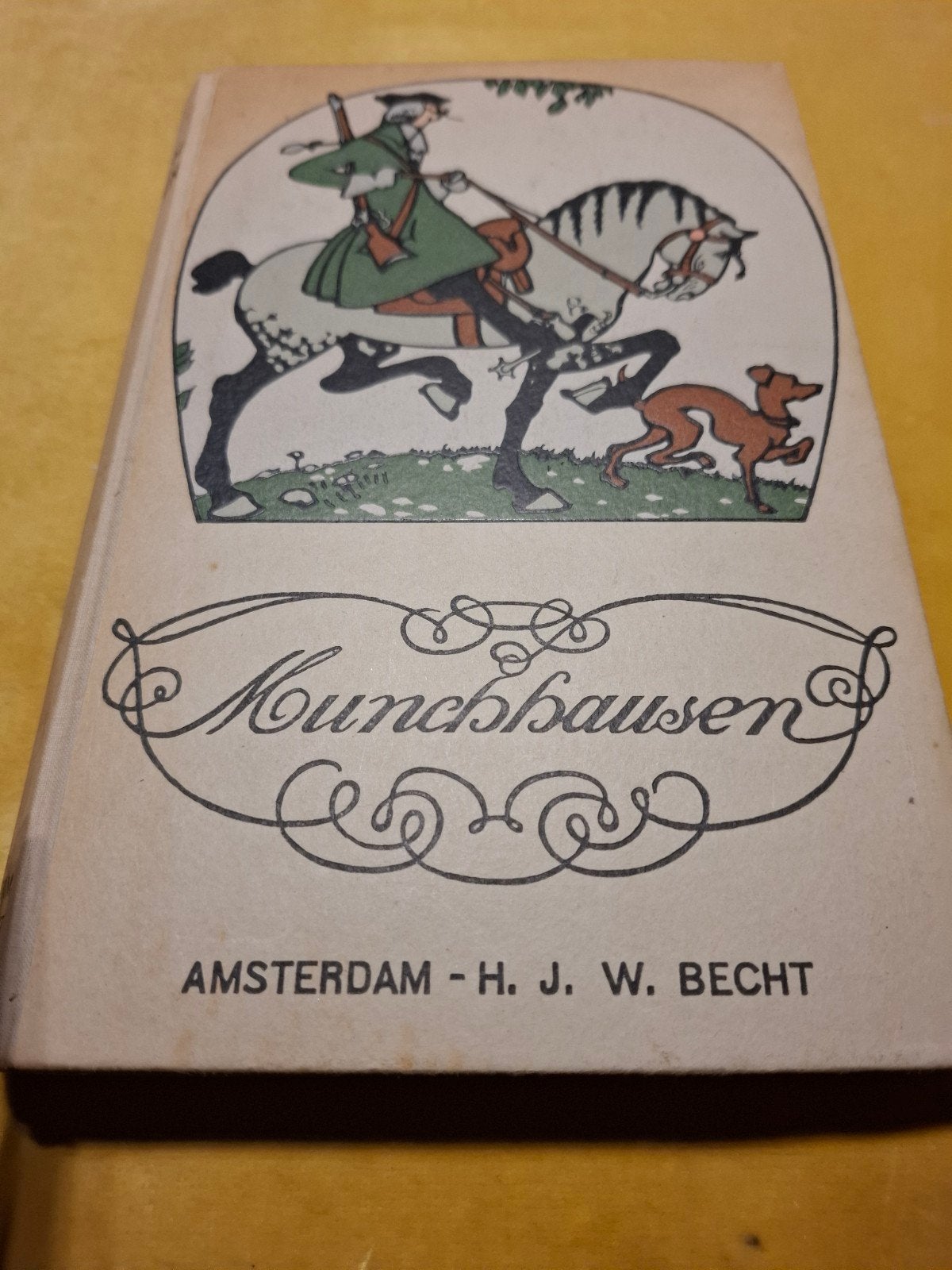 Reizen en Avonturen van Baron von Münchhause - H. J. W. Bech, Ophalen of Verzenden, Gelezen, Rudolph Erich Raspe