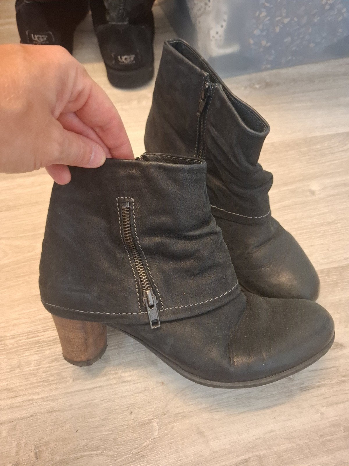 Wolky zwarte leren enkellaarsjes maat 40, Kleding | Dames, Wolky, Zwart, Lage of Enkellaarzen, Ophalen of Verzenden