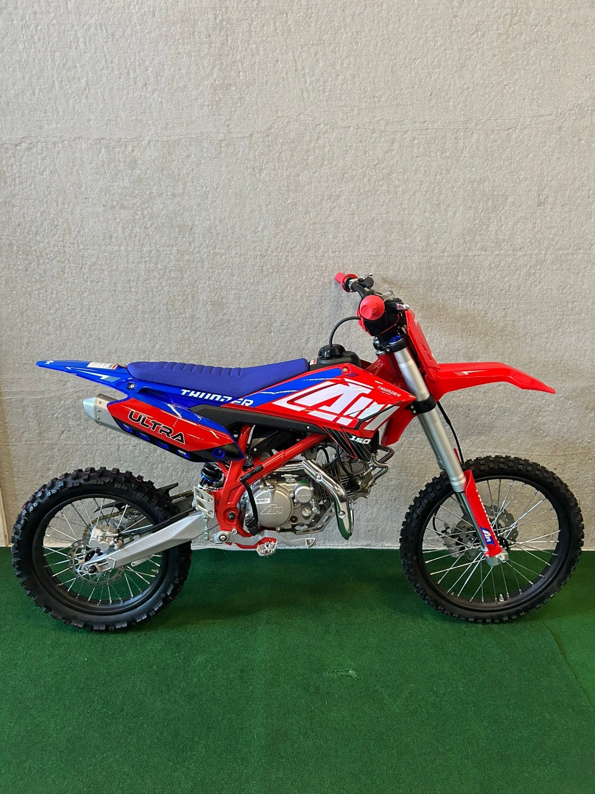 Nieuwe Apollo Thunder 150CC pitbike/crossmotor -showroom-, Fietsen en Brommers, Minibikes, Midibikes en Pitbikes, Ophalen, Nieuw