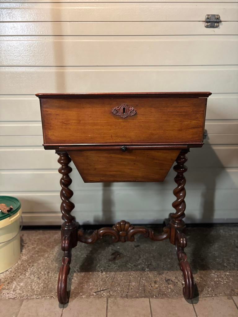 Biedermeier naaitafel /bijzettafel, Antiek en Kunst, Ophalen