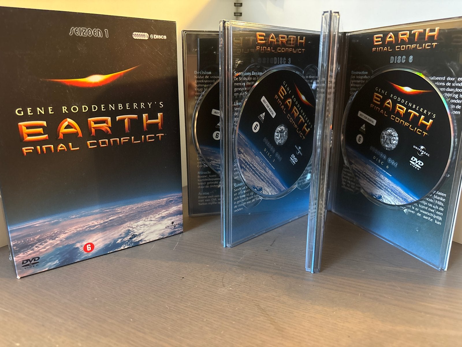 Gene Roddenberry's Earth: Final Conflict - Seizoen 1 DVD, Gebruikt, Seizoen 1, Science Fiction en Fantasy, Ophalen of Verzenden
