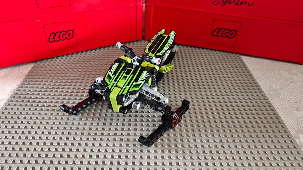 Lego Technic Snowmobile 42021, Kinderen en Baby's, Speelgoed | Duplo en Lego, Gebruikt, Lego, Complete set, Technic, Ophalen of Verzenden
