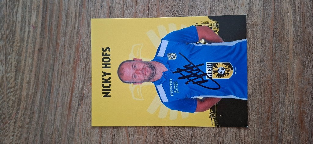 Spelerskaart met handtekening Nicky Hofs # Vitesse Feyenoord, Verzamelen, Ophalen of Verzenden, Nieuw, Vitesse, Spelerskaart