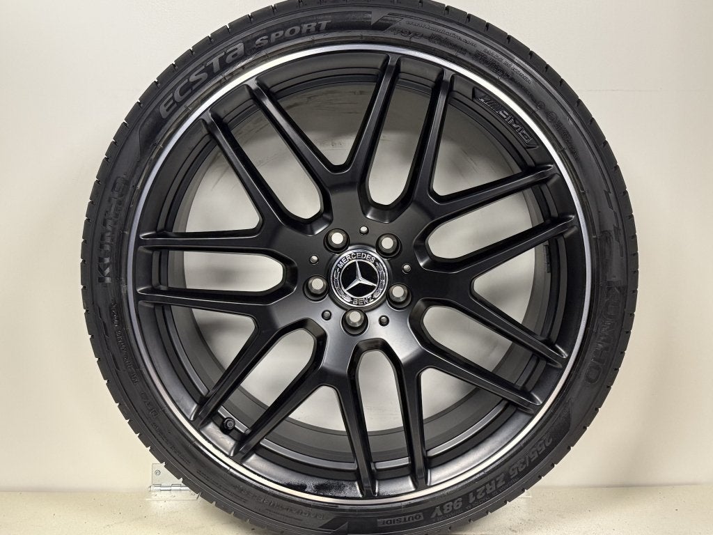 21 inch origineel AMG mercedes GLA GLB  255/35/21 Kumho, Auto-onderdelen, Handelsnaam fabrikant, 255 mm, Banden en Velgen, Nieuw