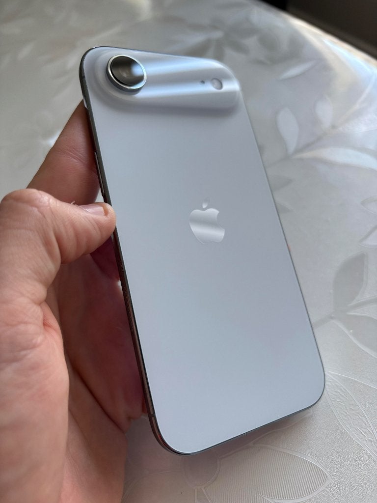 iPhone Air 1TB Sky Blue - Zo goed als nieuw + MagSafe, Telecommunicatie, IPhone 17 Air, Blauw, 1 TB, Ophalen of Verzenden