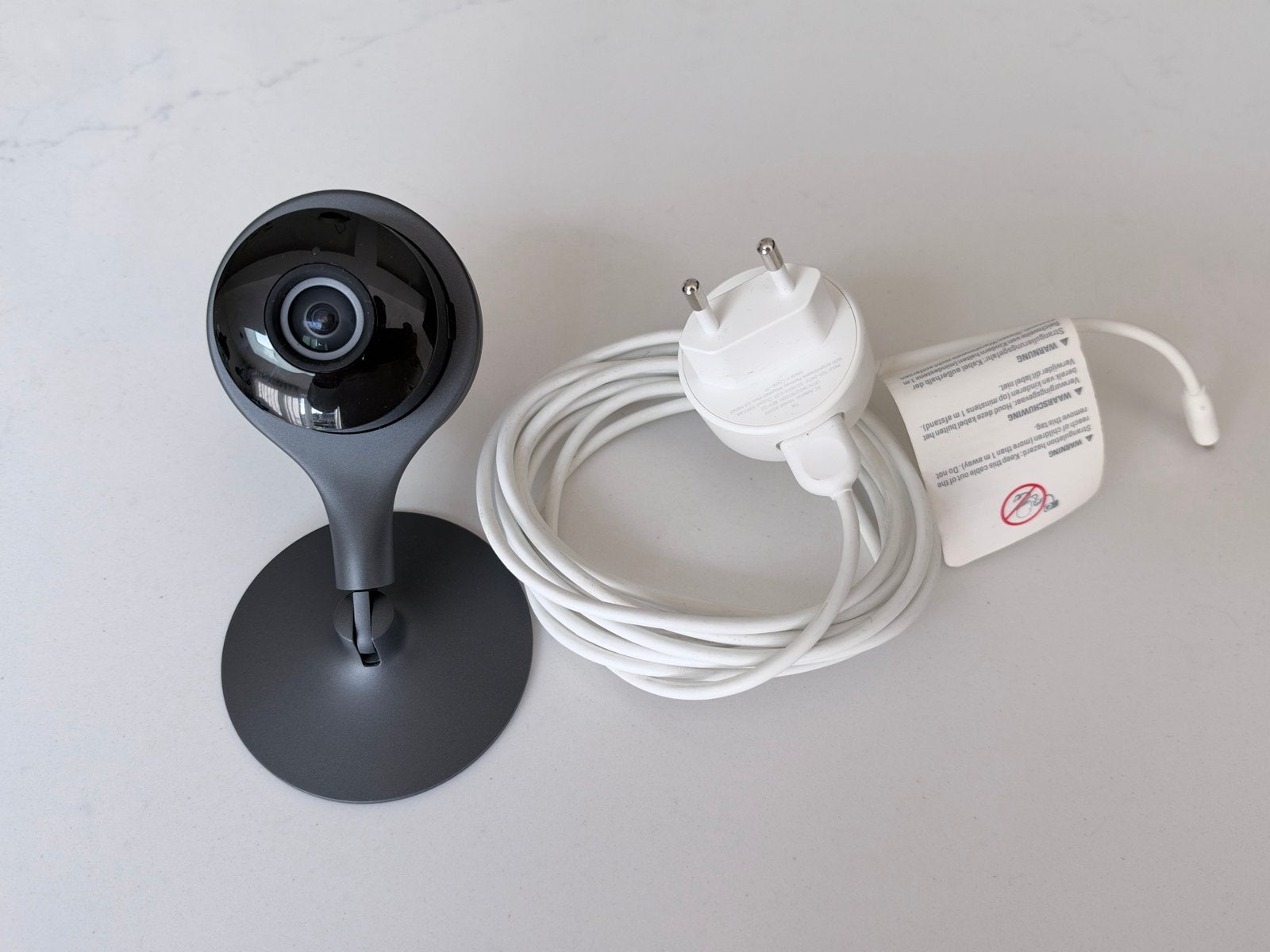 Google Nest Cam (bedraad) - Binnencamera, Audio, Tv en Foto, Ophalen of Verzenden, Zo goed als nieuw, Binnencamera