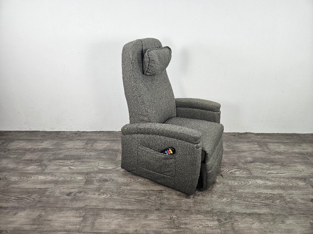 Foto 8 van Luxe sta-op stoel huren €70,- pm