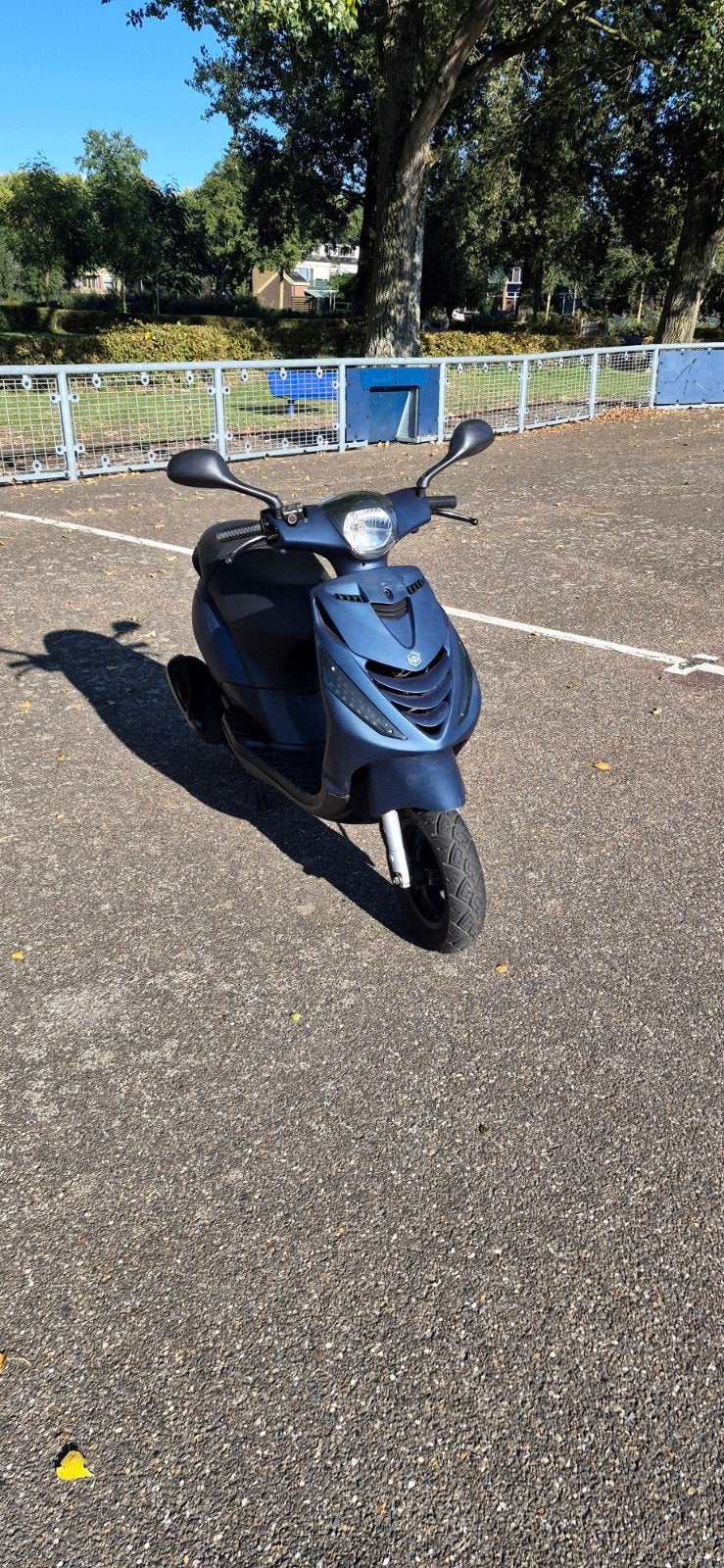 piaggio zip 50cc 4t geel kenteken, Ophalen, Maximaal 45 km/u, Zip, Zo goed als nieuw