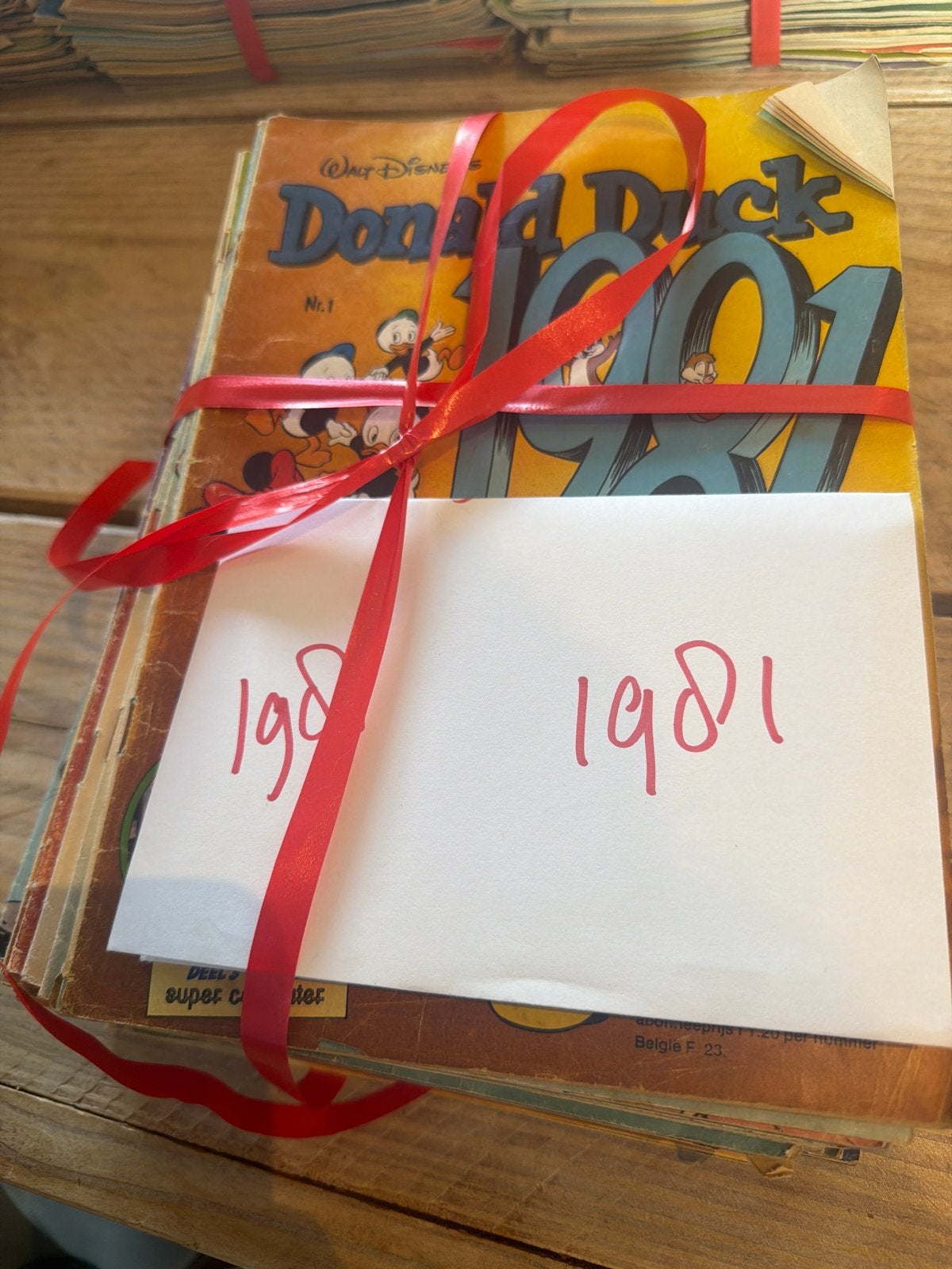 Donald Duck weekbladen 1981 - Bijna complete jaargang, Boeken, Meerdere stripboeken, Ophalen of Verzenden, Gelezen